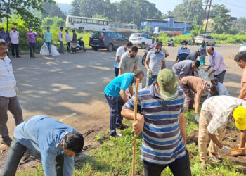 डॉ. धर्माधिकारी प्रतिष्ठानतर्फे स्वच्छता मोहिम