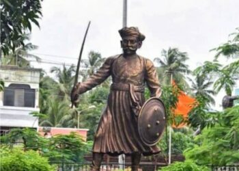 सरखेल कान्होजी राजे आंग्रे यांचा समुद्री चाचे असा उल्लेख