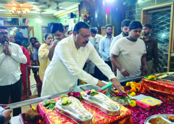 श्री स्वामी समर्थ पादुकांचा दर्शन सोहळा