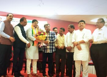 अवधूत तटकरे भाजपात