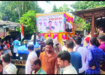 ‘अमर रहे’च्या जयघोषात शहीद राहुलवर अंत्यसंस्कार