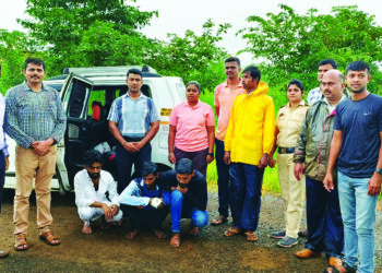 रक्तचंदन विकणार्‍या टोळीचा पर्दाफाश! तीन आरोपी ताब्यात