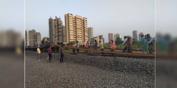 खारकोपर ते उरण रेल्वे मार्गाचे काम जोरात
