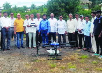 सुधागडात ड्रोनमार्फत फवारणीचे प्रात्यक्षिक