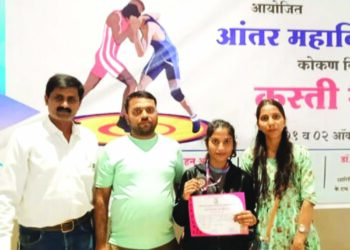 कुस्ती स्पर्धेत अभिनव प्रशालेचे यश