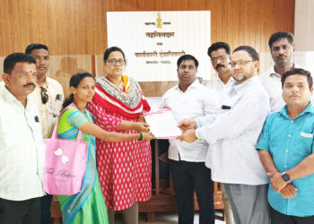 पिकांच्या पंचनाम्यासाठी शेकाप आक्रमक