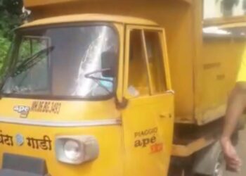 दिवाळीच्या तोंडावरच वरसेमध्ये पेटला कचरा बॉम्ब