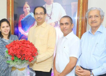 स्नेहल जगताप मातोश्रीवर