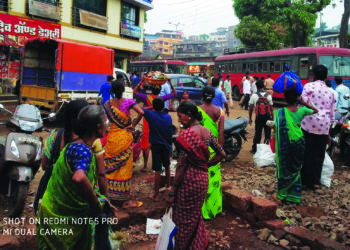 वाहतूक कोंडी करणार्‍यांवर कारवाई