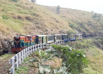 मिनीट्रेनमुळे माथेरानची मरगळ झटकली