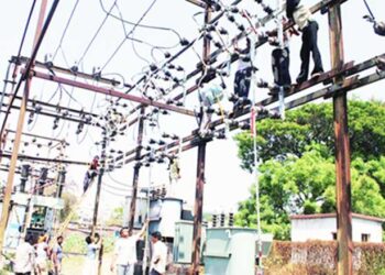 महावितरणच्या साहित्याचे नुकसान