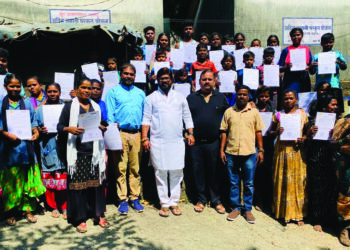 अन् कातकरी बांधवांच्या चेहर्‍यावर फुलले हसू…!