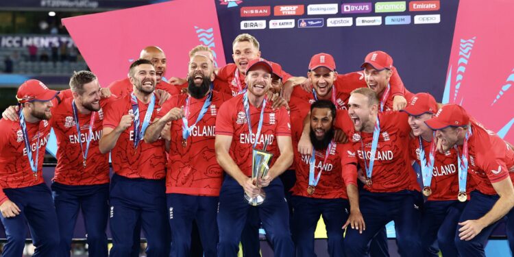 टी-20 विश्वचषकावर इंग्लंडची मोहोर