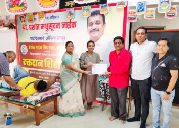 माजी नगराध्यक्ष प्रशांत नाईक यांच्या वाढदिवसानिमित्त रक्तदान शिबीर