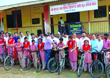 ‘रोटरी’ने दिले विद्यार्थ्यांच्या पंखांना बळ