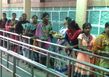 बल्लाळेश्‍वराच्या दर्शनाला भाविकांची गर्दी