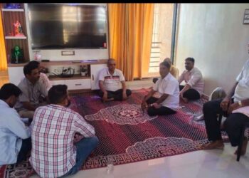 तारू परिवाराचे शेकाप नेत्यांकडून सांत्वन