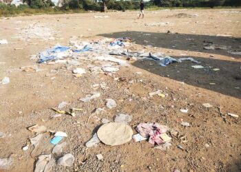 उरणच्या मैदानात कचर्‍याचे साम्राज्य