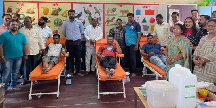 रुपेश नाईक यांच्या स्मरणार्थ नागावमध्ये रक्तदान शिबीर