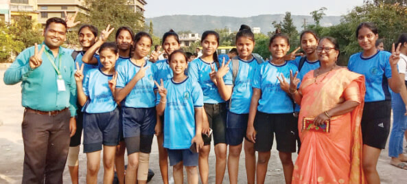 तालुकास्तरीय शालेय कबड्डी स्पर्धेत मुलींची बाजी