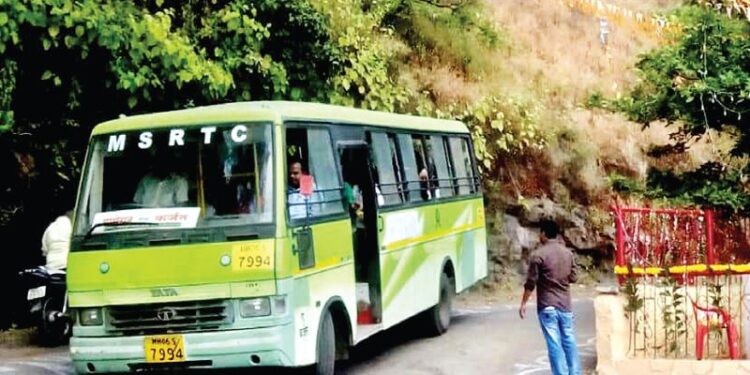 विद्यार्थ्यांच्या सोयीनुसार मिनीबस धावणार