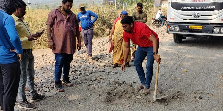 उद्धर- गोंदाव रस्त्याचे पावणेपाच कोटी खड्ड्यात