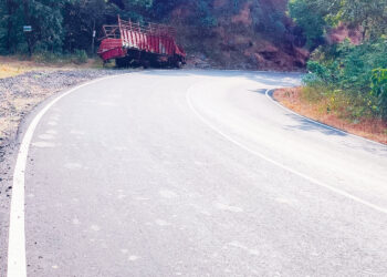 ताम्हिणी घाटातील वळणे धोकादायक