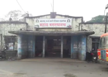 किये कोंड एसटी बंदमुळे विद्यार्थी आक्रमक