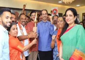 विधानसभा पोटनिवडणुकीत ठाकरेंची मशाल पेटली