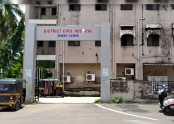 अलिबागमधील जिल्हा रुग्णालयाची तातडीने दुरुस्ती करा; आ. जयंत पाटील यांची मागणी