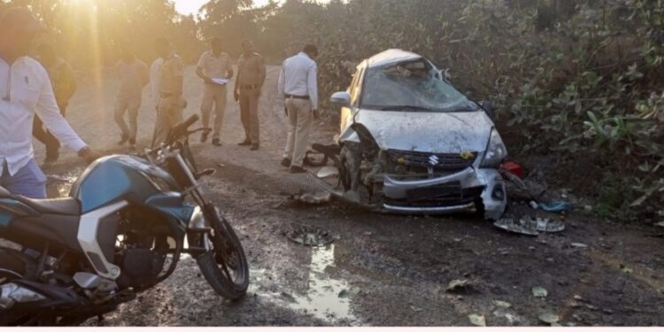 कारचा अपघात; एकाचा मृत्यू , दोघे जखमी