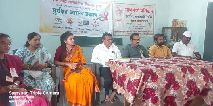 माणुसकी प्रतिष्ठानकडून आरोग्य तपासणी