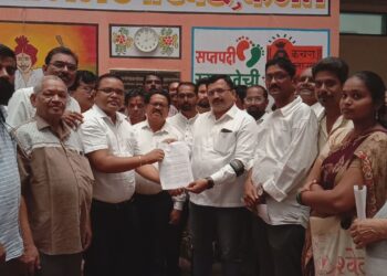 कर्जतकरांची नगरपरिषदेवर धडक