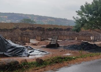 खालापुरात अवकाळी पावसाची हजेरी