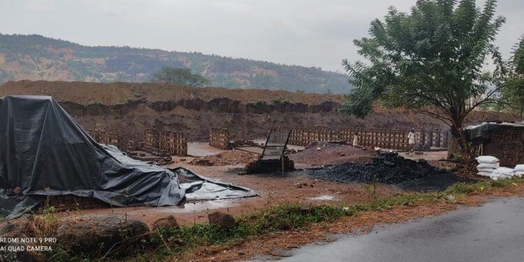 खालापुरात अवकाळी पावसाची हजेरी