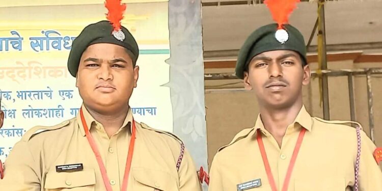 नाना पाटील हायस्कूलचे दोन छात्र नवी दिल्लीतील परेडमध्ये