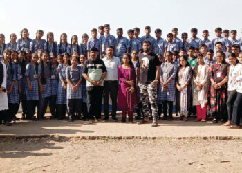 पिरवाडी समुद्रकिनारी स्वच्छता अभियान