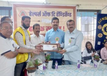 १०० दिव्यांगांना श्रवणयंत्र वाटप