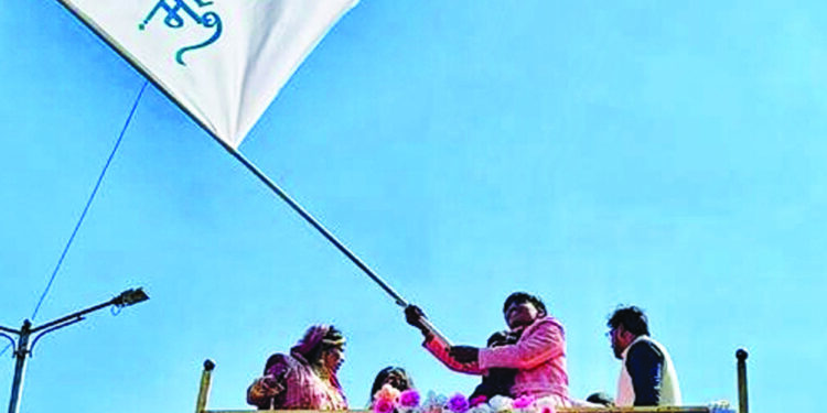 कर्जतच्या चौदा वर्षीय बालकाने स्वीकारला संन्यास