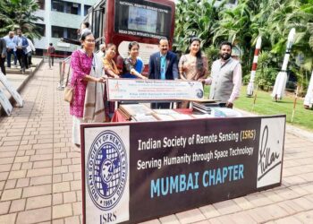 इस्त्रोच्या अवकाश तंत्रज्ञानाची विद्यार्थ्यांना माहिती