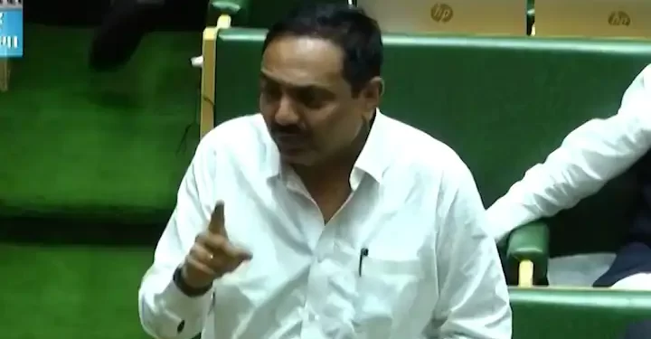 राष्ट्रवादी काँग्रेसचे आ. जयंत पाटील यांचे अधिवेशन काळापुरतं निलंबन