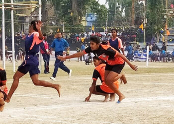 कुमारांचा बाद फेरीत प्रवेश मुलींची उपउपांत्य फेरीत धडक