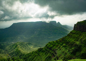 ‘मलंग पॉईंट’ माथेरानकरांचे श्रद्धास्थान बनलेला