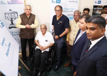 कोलोरेक्टल कर्करोगाच्या रुग्णांच्या मदतीसाठी 24 तास मोफत हेल्पलाइन