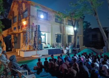 कोतवाल वाडीमध्ये हुतात्म्यांना अभिवादन