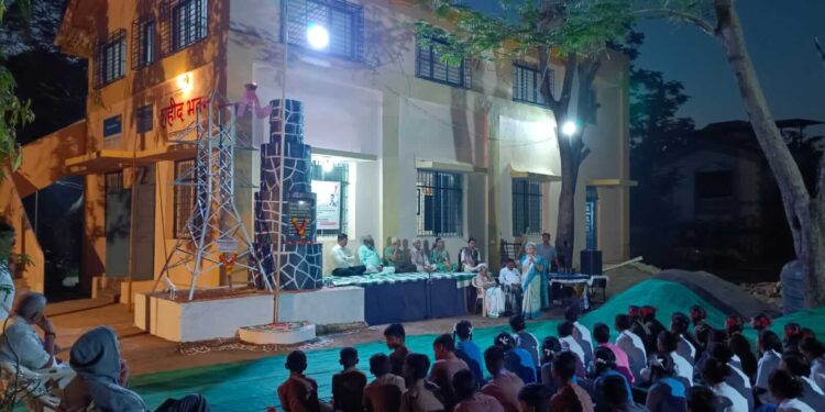 कोतवाल वाडीमध्ये हुतात्म्यांना अभिवादन