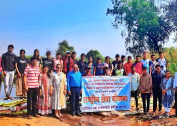 श्रमसंस्कार शिबिरातून गावचे रूप पालटले