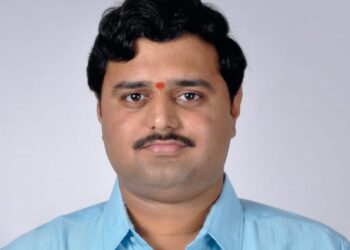 जगदीशप्रसाद झाबरमल टीब्रेवाल विदयापिठची डि.लिट. पदवी सचिनदादा धर्माधिकारी यांना जाहीर