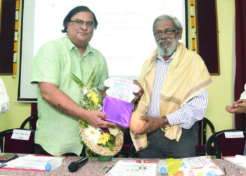 महात्मा फुलेंनी समाजाला दिशा दिली