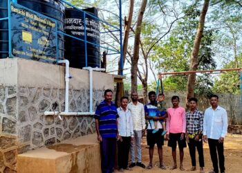 बिलांअभावी ठेकेदार कर्जाच्या खाईत